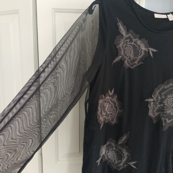 LOGO Lavish Embroidered Black Mesh Slub Knit Top XL - Picture 2 of 12